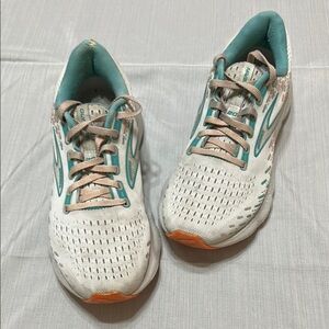 Brooks White and Orange Athletic Shoes‎ for Running